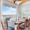 Totally Beachin Getaway by AvantStay Waterfront