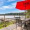 Goss Lake Getaway by AvantStay Lakefront Escape
