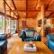 Goss Lake Getaway by AvantStay Lakefront Escape