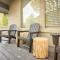 Bighorn by AvantStay Spacious Ski Cabin w Sprawling Porch Views Hot Tub