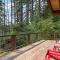 Goss Lake Chalet by AvantStay Lakefront w Dock