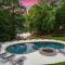 Shoreway Cove by AvantStay Waterfront Pool Dock