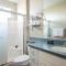 Villa Verbena by AvantStay Expansive Estate w B-ball Court PoolSpa Entertainers Yard