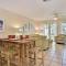 Breezy Bungalow by AvantStay Close 2 Zachary Taylor State Park Beach w Shared Pool Week Long Stays