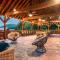Smokey’s Paradise by AvantStay Sleeps 22 Pool - 赛维尔维尔