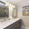 Dawn and Dusk by AvantStay Modern Cabin in Great Location w Home Theatre - بيغ بير لاكي