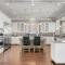 3100 Palm Boulevard by AvantStay Beachfront Ocean Views Private Pool - Isle of Palms