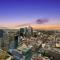 Central High Rise Views Perfect Location CBD 2B2B