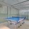 3 Twin Oaks Lane by AvantStay Beach Access Sunroom Great Location