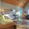 Balcony w Bay View Shared Pool Boat Dock Fat Flounder by AvantStay - Île Padre