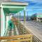Balcony w Bay View Shared Pool Boat Dock Fat Flounder by AvantStay - Île Padre