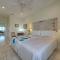 Panoramic Water Views Shared Pool Boat Dock Bayside Lodge by AvantStay