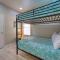Bay Haven w Shared Boat Dock Waterfront Pool Big Trout by AvantStay - Padre Island