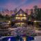 Gray Fox Lodge by AvantStay WATERSLIDE Pool Theater Sleeps 23 - Lake Norman of Catawba
