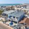 Ocean Breeze Buyout by AvantStay Steps to Beach - Newport Beach