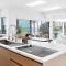 Moonlight Modern by AvantStay Spectacular BeachOcean Views Footsteps from Beach and Shops - 恩西尼塔斯