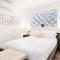 Moonlight Modern by AvantStay Spectacular BeachOcean Views Footsteps from Beach and Shops - 恩西尼塔斯