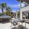 Moonlight Modern by AvantStay Spectacular BeachOcean Views Footsteps from Beach and Shops - 恩西尼塔斯