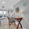 103 H Tidewater by AvantStay Walk to Beach Community Pool - جزيرة النخيل