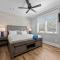 Black Bear Blue Heron by AvantStay 2 Lakefront Homes Sleeps 43 Pool Dock Theater - Lake Norman of Catawba