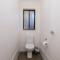 Cozy and Comfy House at Forde Close to Shops and Reserves