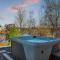Lakers Pointe by AvantStay Lakefront Private Peninsula Hot Tub Game Room