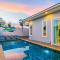 "Smooth as Silk" Gorgeous 3-Bedroom Pool Villa, Just a Stone's Throw from the Beach! - Ban Khlong Haeng