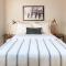 Redwood by AvantStay Secluded Cabin w Views Spa 5mins to NorthStar