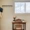 Riverfront Bend by AvantStay Private Dock Large Yard w Views Hot Tub - بيند