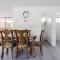 Bayshore Bliss - A Family Beachside Hideaway