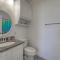 Shared Pool w Bay Views Boat Dock Fishing Big Slough by AvantStay - بادري آيلاند