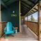 Seaside Getaway by AvantStay Deck w Views - لانغلي