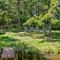 Lake It Right by AvantStay Lakefront w Dock Hot Tub Fire Pit Game Room
