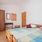 Apartments Maretic Brodarica Center