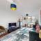 Spacious 2BR With Private Balcony on Regent's Canal - 伦敦