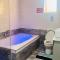 Host Hub Day & Night Accommodation - Rustenburg