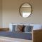 Sunbeam by AvantStay Elegant Private Desert Home w Infinity Pool Spa View