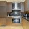 Luxury 3BDR Apartment, Pool & Beach Access - 迪拜
