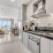 Waves - Stylish Studio with Balcony in Dubai South - 迪拜