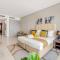 Waves - Stylish Studio with Balcony in Dubai South - 迪拜