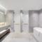 Superluxury Apartment in FIVE Palm, Pool & Beach Access - 迪拜