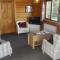 Hand built log cabin at Avonvale Holiday Lodges - Evesham