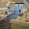 Meadow view - Hurst
