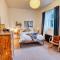 Dudley-spacious Exec 1 Bed - Long Stay - Parking!