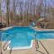 Brand New Getaway with Pool, Theater and Game Room - 霍兰