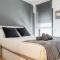 AndBnB I Dúplex Artístico con Terrasa a 10 min del Centro - Santa Coloma
