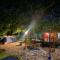 Canoa Roots Hostel & Camping