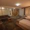 HOTEL EMROVIC RAJ
