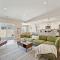 Spacious 10BR 10BA Combined Condos in Traverse City - Williamsburg
