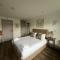 Pine, Country chalet located in Pegsdon